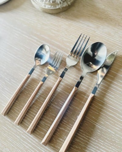 أدوات المائدة