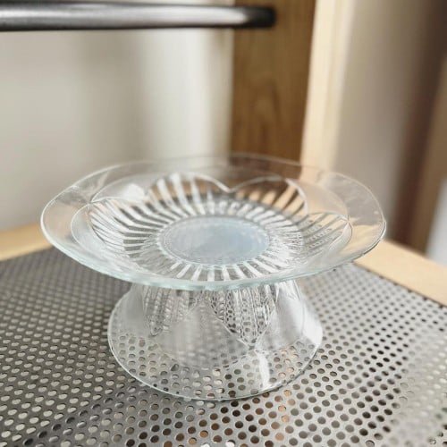 استاند تقديم زجاج