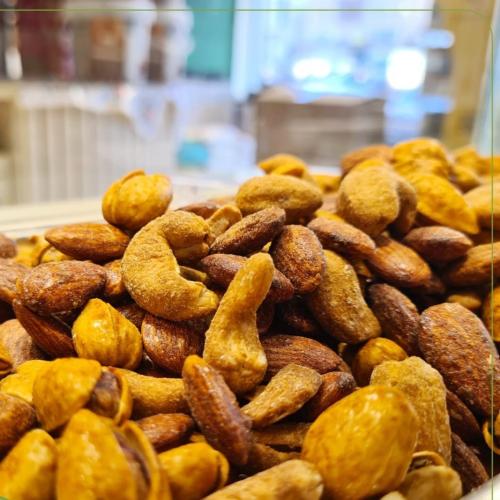 مكسرات بنكهة المشاوي مدخن