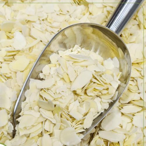 لوز مبشور او شرائح