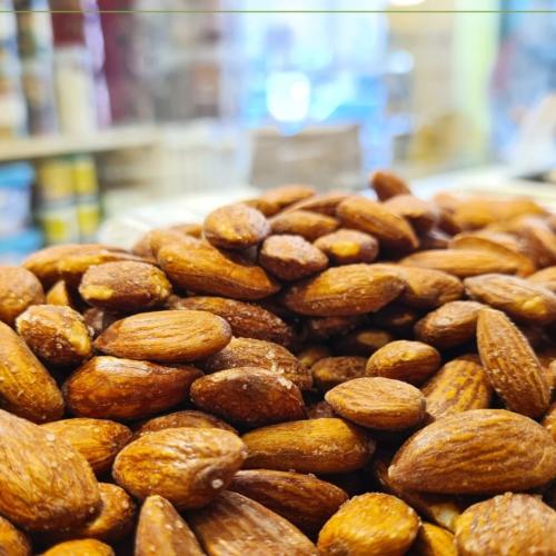 لوز مالح ( ملح الهيمالايا )