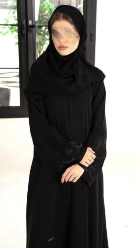 عباية كلوش بتطريز