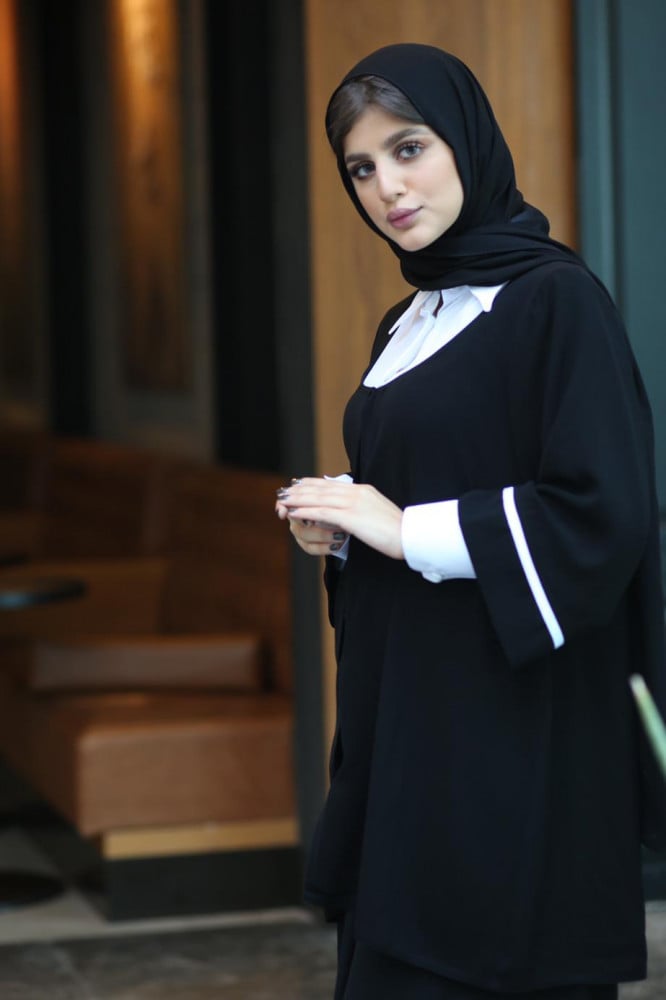 عبايه بـ 3قطع منفصلة