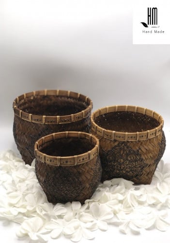 3 أحواض من الخوص الطبيعي بداخل بعضها (25سم , 20سم , 15 سم)