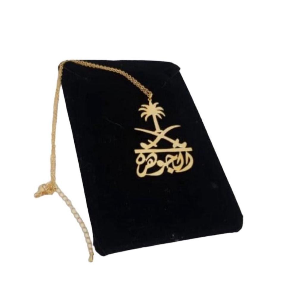 اكسسوارات سيارات نسائية