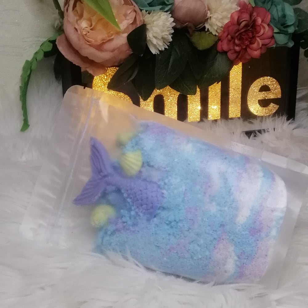 فقاعات حوض الاستحمام