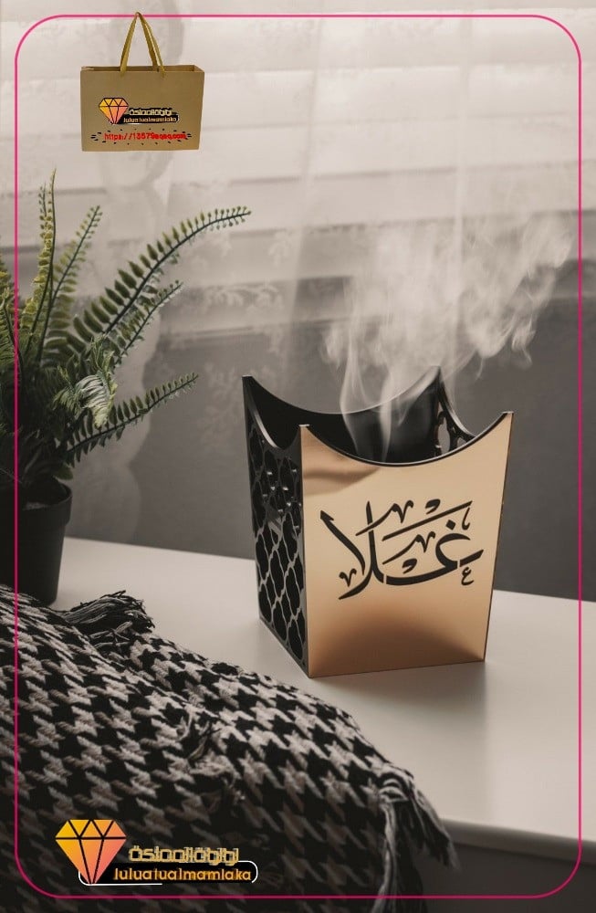 مباخرة مصنوعة من اكريليك نصنعه بكل حب باللون المناسب لكل الأذواق فضي هذبي