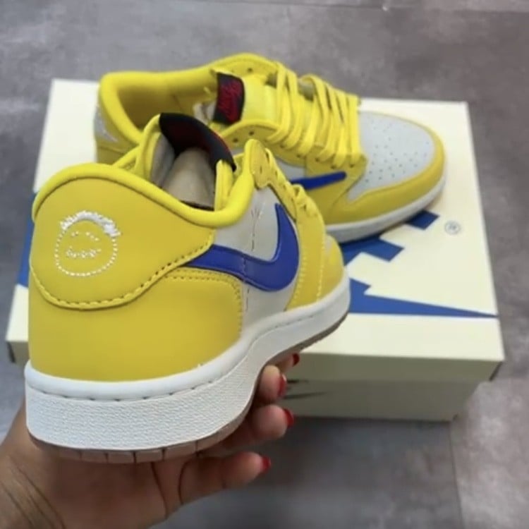 Travis Scott x Wmns Air Jordan 1 Retro Low OG SP 'Canary'