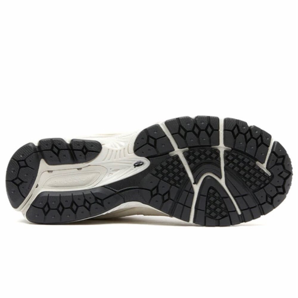 New Balance 2002R Bone Light Aluminum