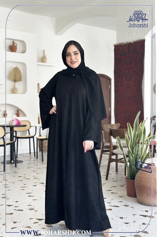 عبايه سودا مشجر لمعه مع شك في الكم - عبايتك