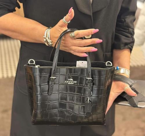 Mollie Tote 25 In Signature Canvas