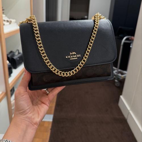 Klare Crossbody