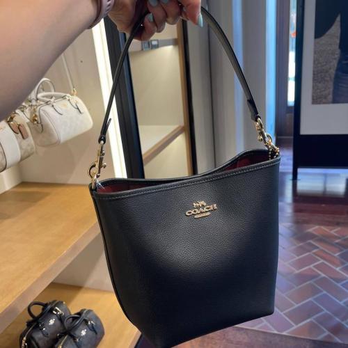 City Bucket Bag