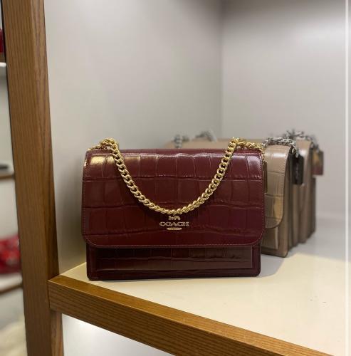 Klare Crossbody