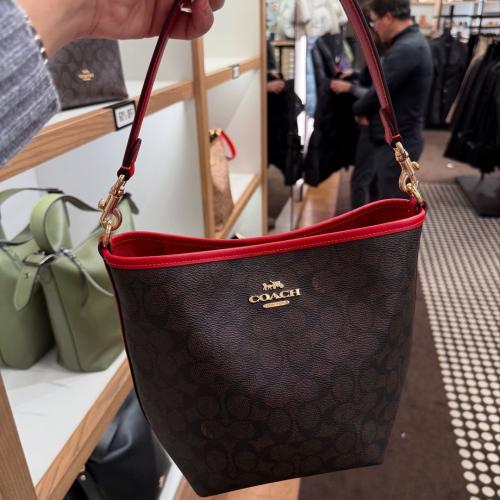 City Bucket Bag