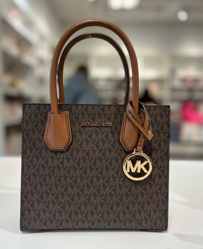 Mercer medium pebbled leather crossbody bag