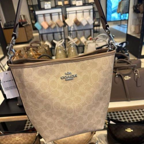 City Bucket Bag