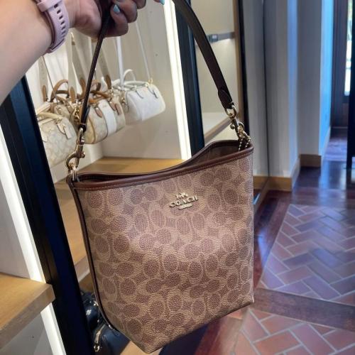 City Bucket Bag
