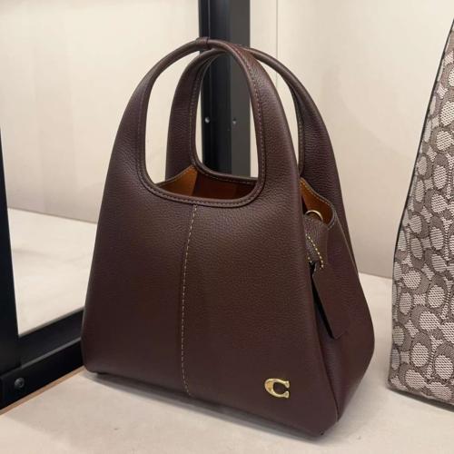 Lana Shoulder Bag 23