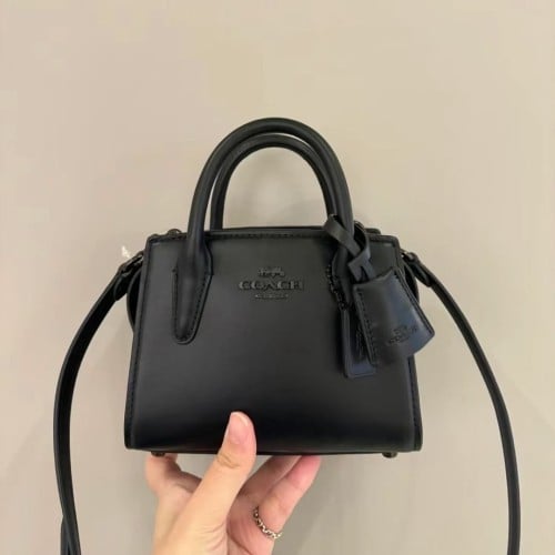 Andrea Mini
