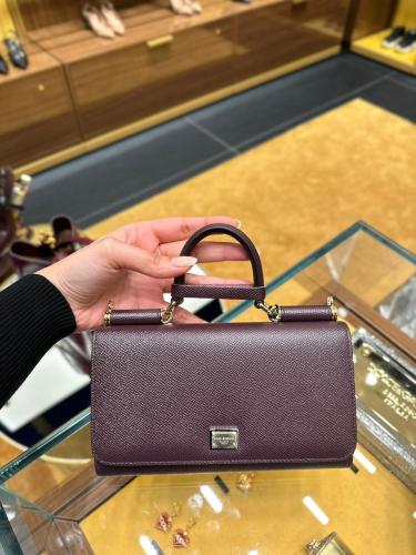 Dolce gabbana handbag