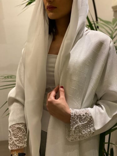 عبائة فاخرة بالكريستال واللولو