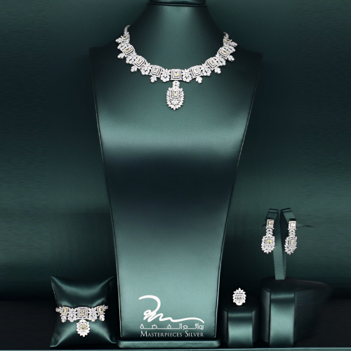 طقم زركون فضة بالاحجار الكريمة