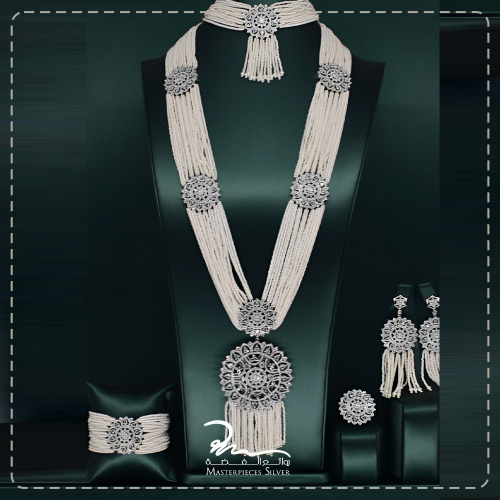 طقم لؤلؤ هندي كامل للمناسبات