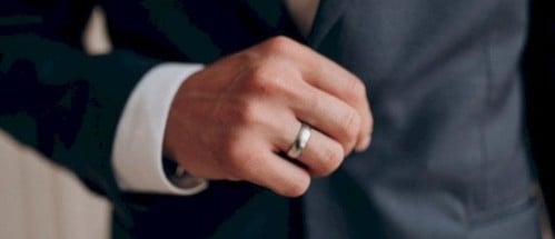 فوائد الفضة وارتدائها للرجال