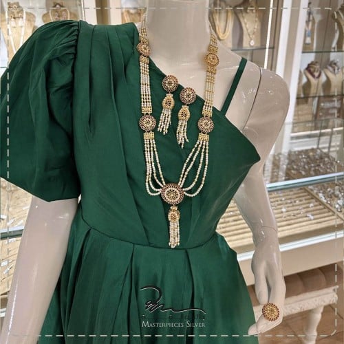 طقم لؤلؤ هندي طويل فخم للمناسبات