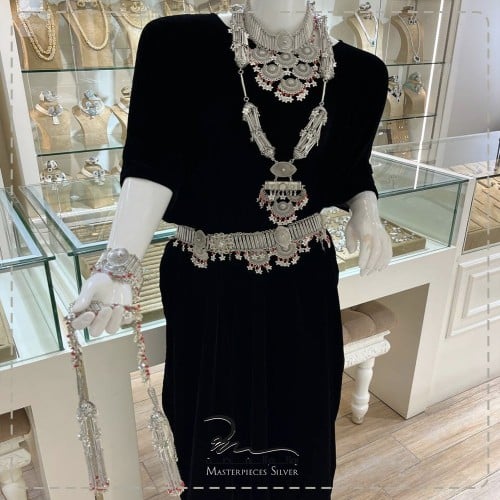 طقم فضة تراثي سعودي نسائي ليوم التأسيس وحفلات الزفاف والمناسبات