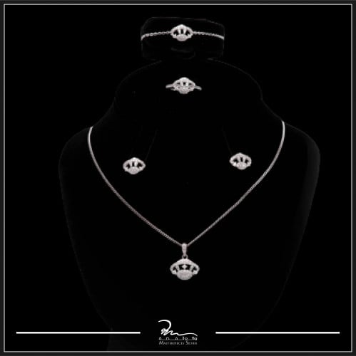 طقم  اطفال فضة بناتي