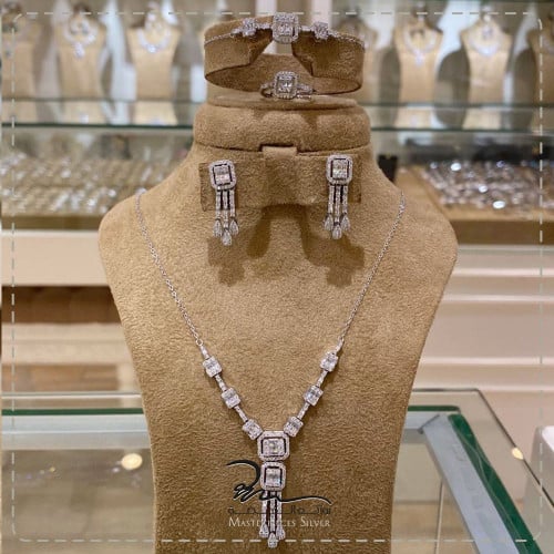 طقم فضه فخم شبيه الألماس