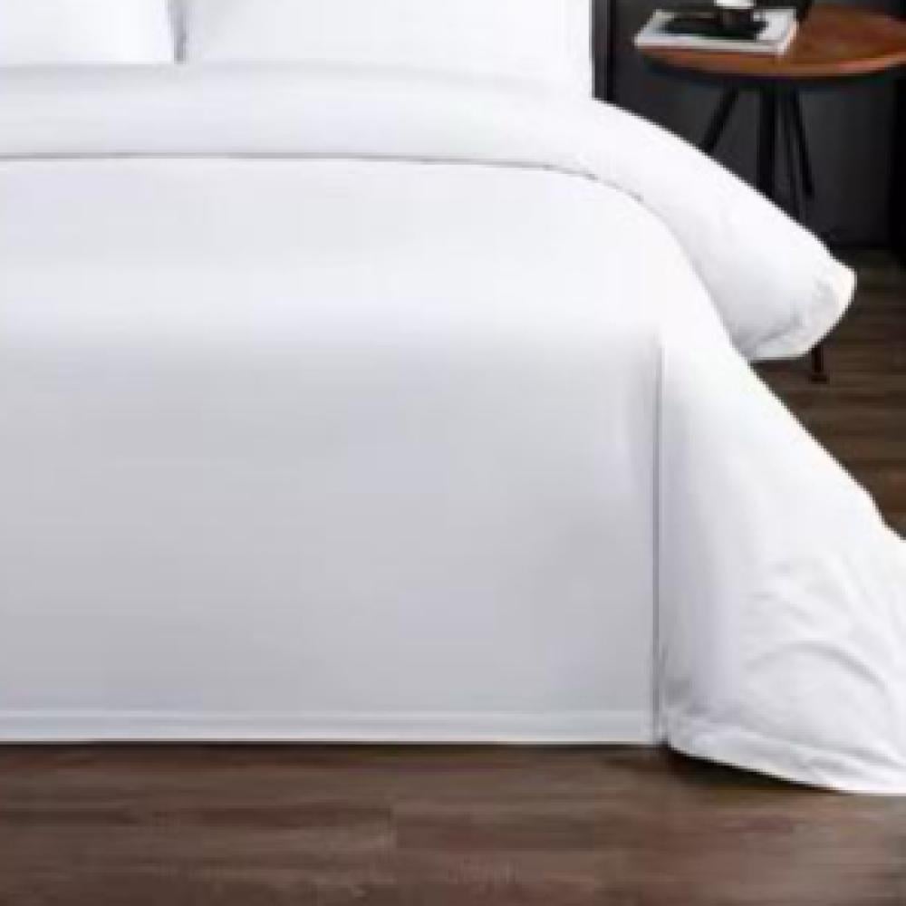 مفرش فندقي ابيض نفرين سادة قطن 100%