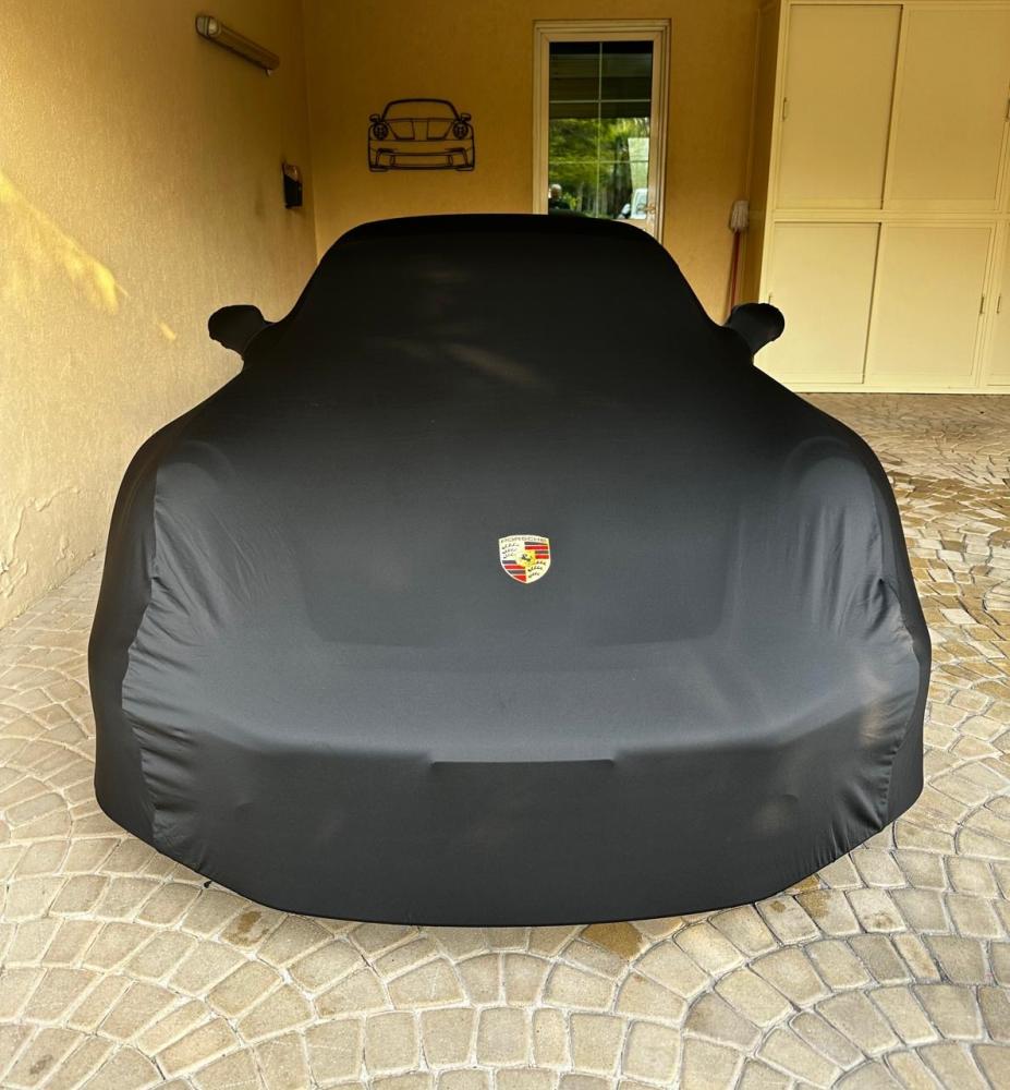 سيارة خارجي  كلاسيك