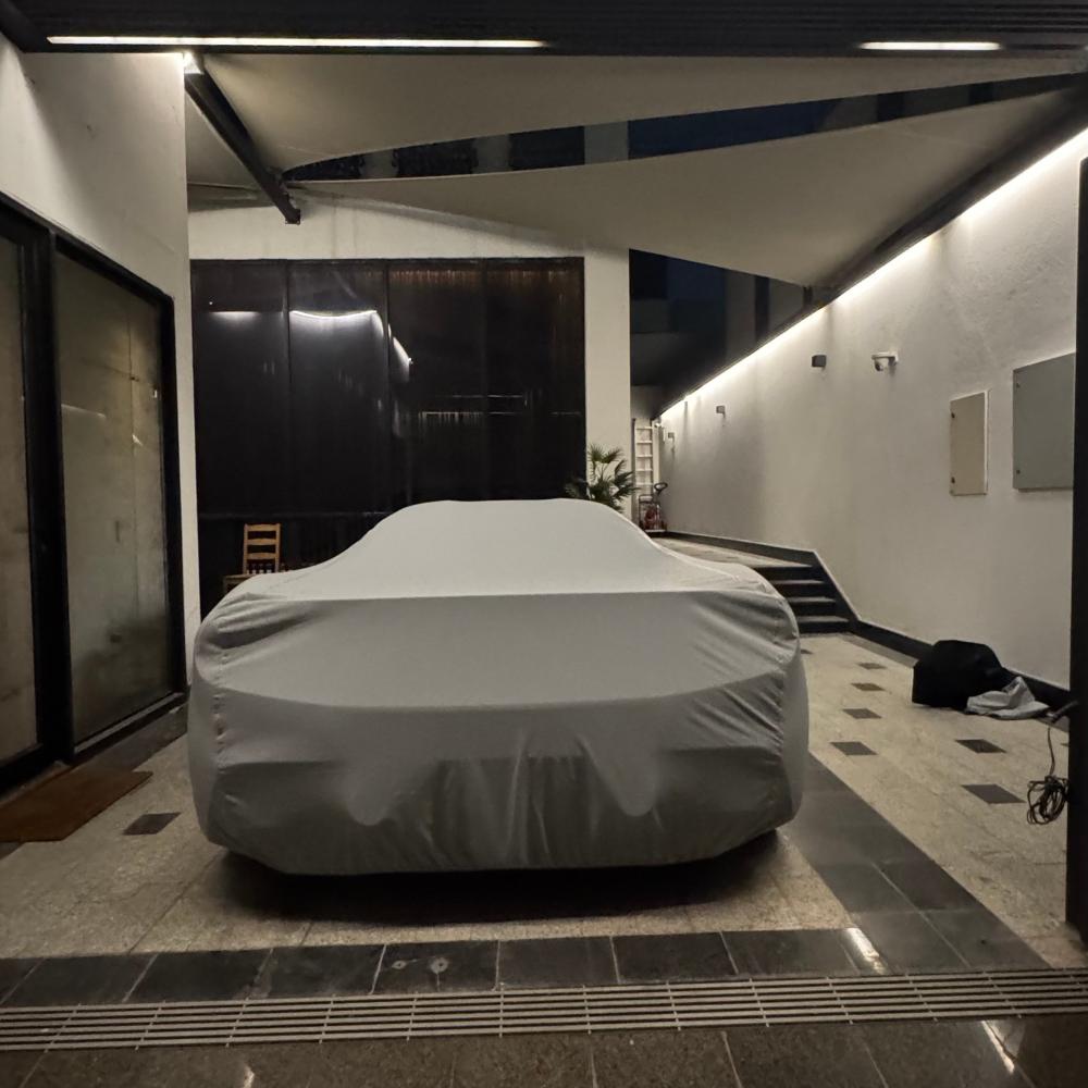 سيارة خارجي  كلاسيك