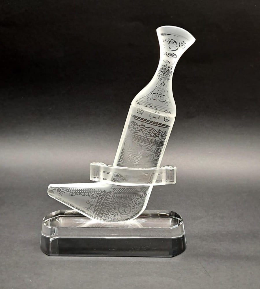 مجسم خنجر كريستال