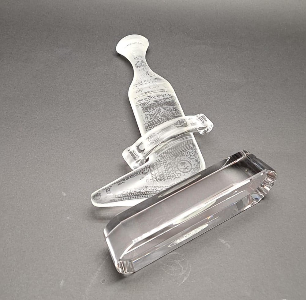 مجسم خنجر كريستال