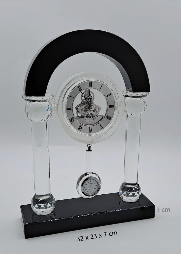 ساعة كريستال