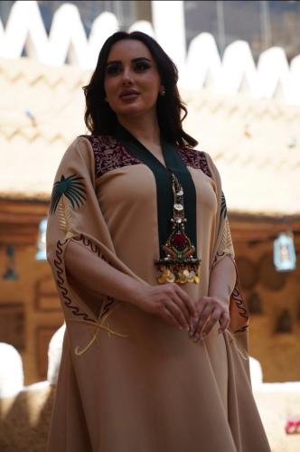 فستان تاسيس