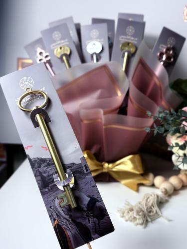 باقه اقلام يوم التاسيس ١٢حبه