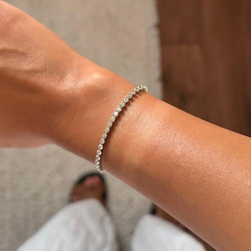 Tennis bracelet