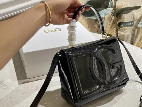 شنطه D&G