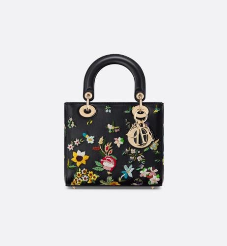 Small Lady Dior Bag ليدي ديور الصغيرة