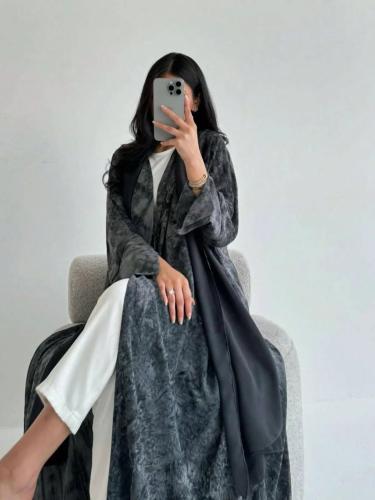عبايات فضفاضة