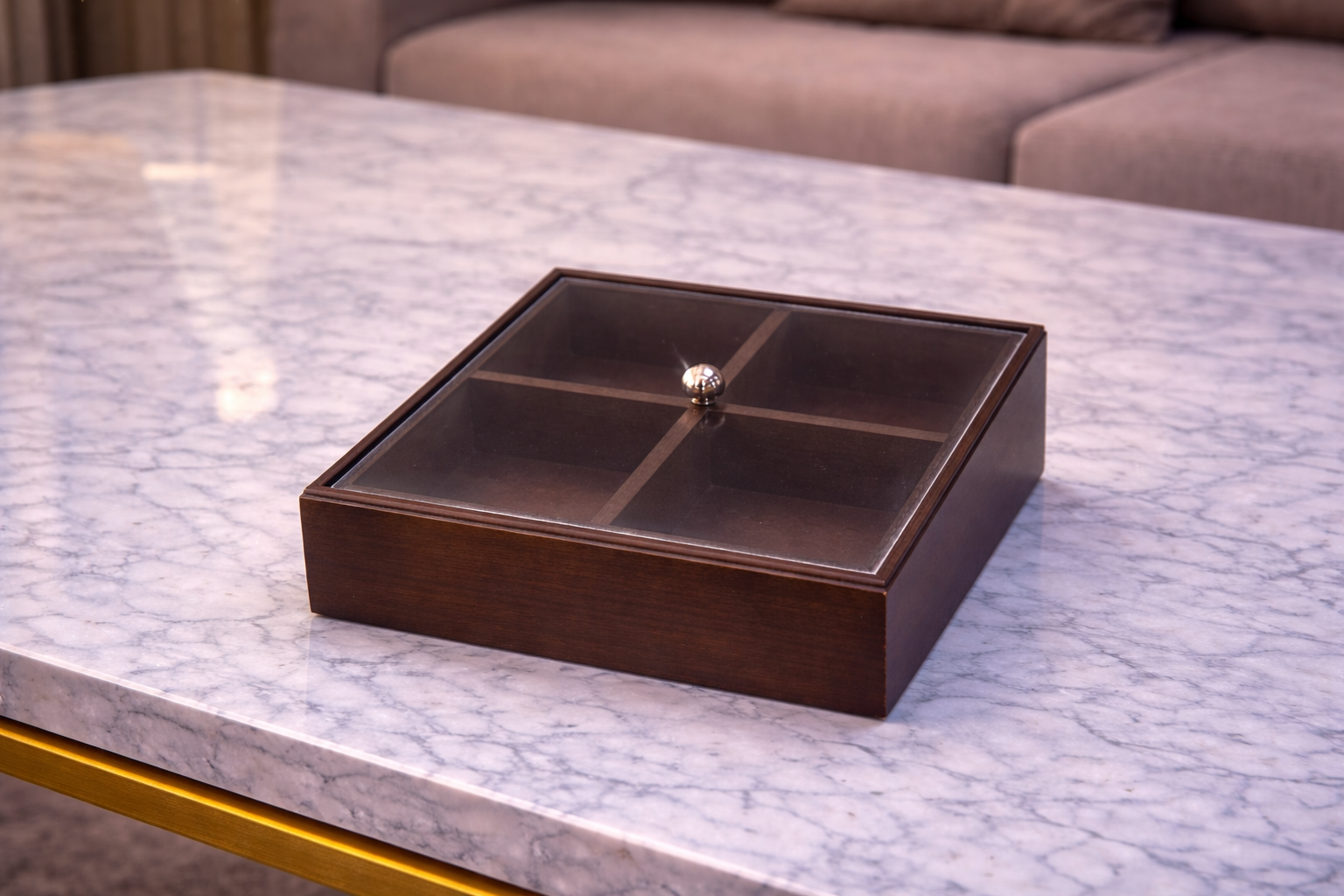 علبة تنظيم خشبية فخمة بغطاء زجاج – أناقة وترتيب للمطبخ