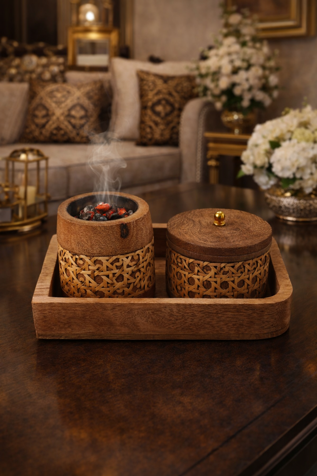 مبخرة  هنديه خشب فاخرة مع صينية – تصميم تراثي أنيق للمجلس