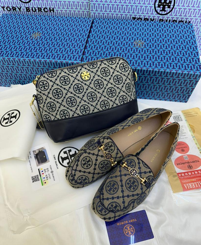 طقم توري بروش (شوز + شنطة)