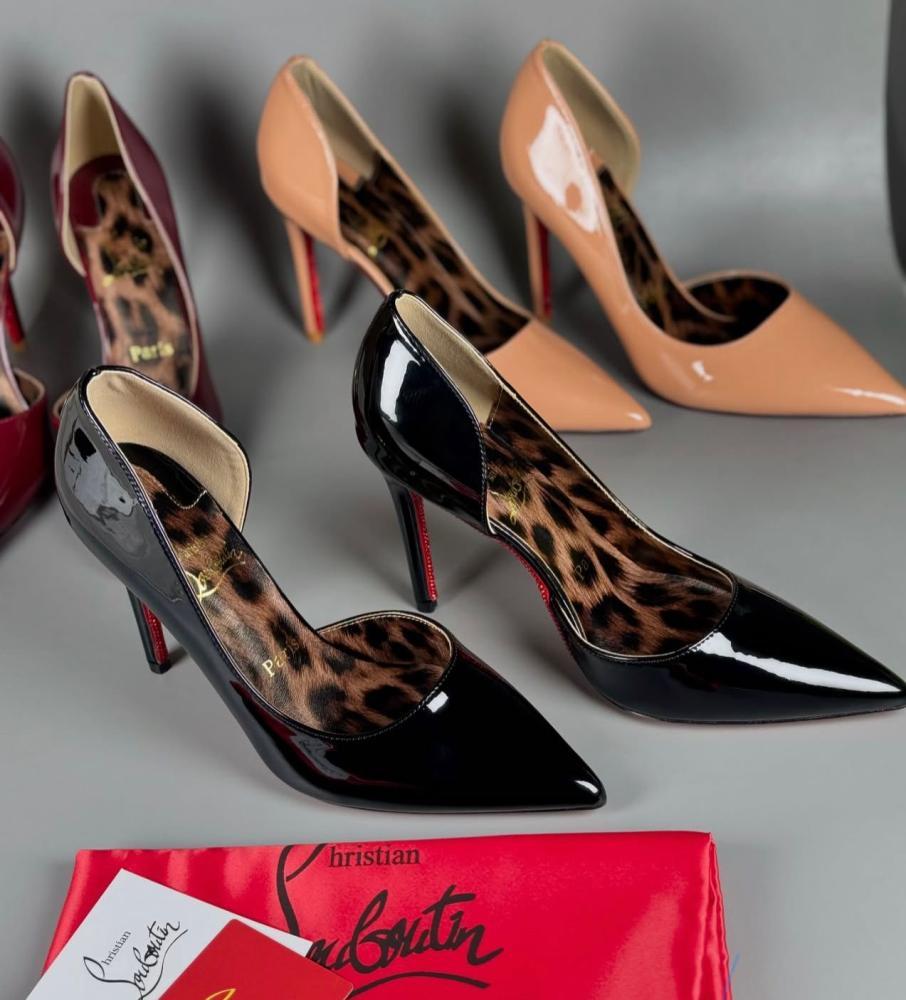 حذاء لوبوتان