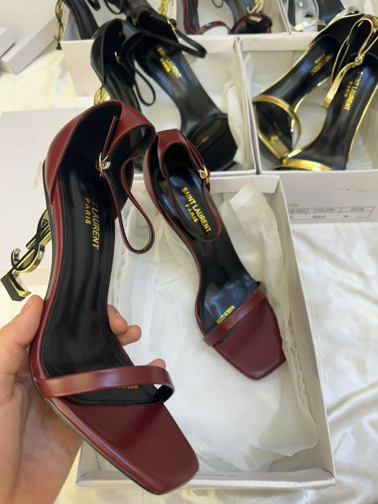 صندل Saint Laurent